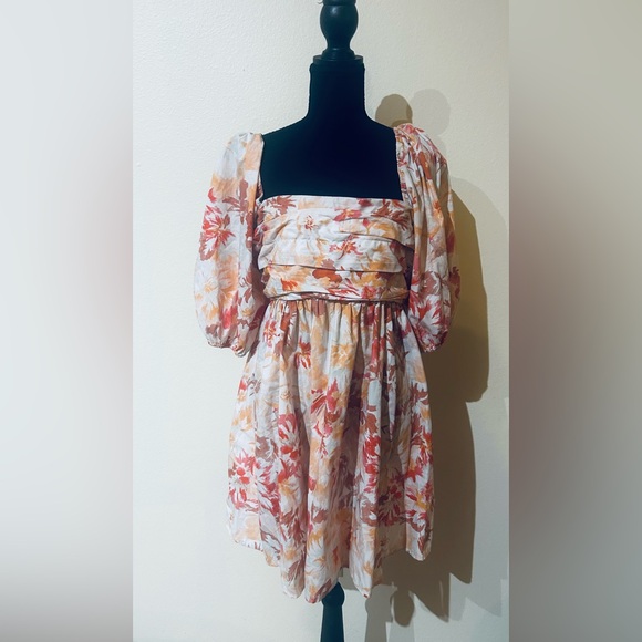 Abercrombie & Fitch Floral Puff-Sleeve Mini Dress in Peach and Coral - Picture 3 of 7